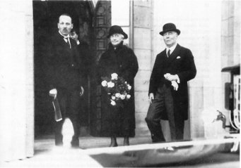 Louise Kerckhoff (Mitte) und Franz Grödel (links) am Tag der Einweihung Louise Kerckhoff (Mitte) und Franz Grödel (links) am Tag der Einweihung