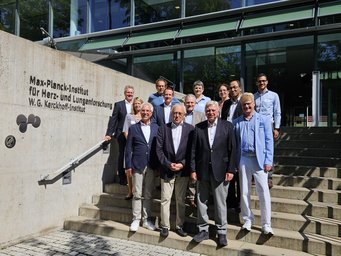 Die Kuratoren der gemeinsamen Kuratorien der William G. Kerckhoff-Stiftung und des MPI für Herz- und Lungenforschung fanden sich zu ihrer jährlichen Sitzung in Bad Nauheim zusammen. Foto: MPI Die Kuratoren der gemeinsamen Kuratorien der William G. Kerckhoff-Stiftung und des MPI für Herz- und Lungenforschung fanden sich zu ihrer jährlichen Sitzung in Bad Nauheim zusammen. Foto: MPI