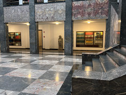 Echte Bereicherung: Eine der beiden Sphinxen ist zurück in der Ehrenhalle des Kerckhoff-Instituts.